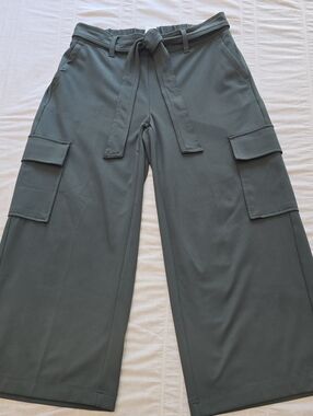 Rachel Zoe Cropped wide Leg Stretch Cargo Pants- Olive Green Women's Size XS